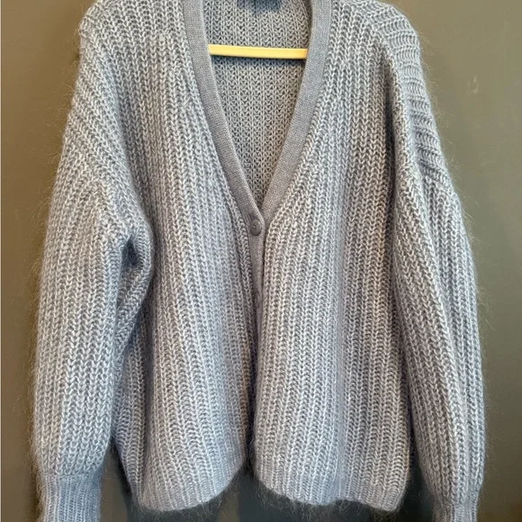 Sézane Vintage Blue V-Neck Achille Cardigan - Picture 6 of 14